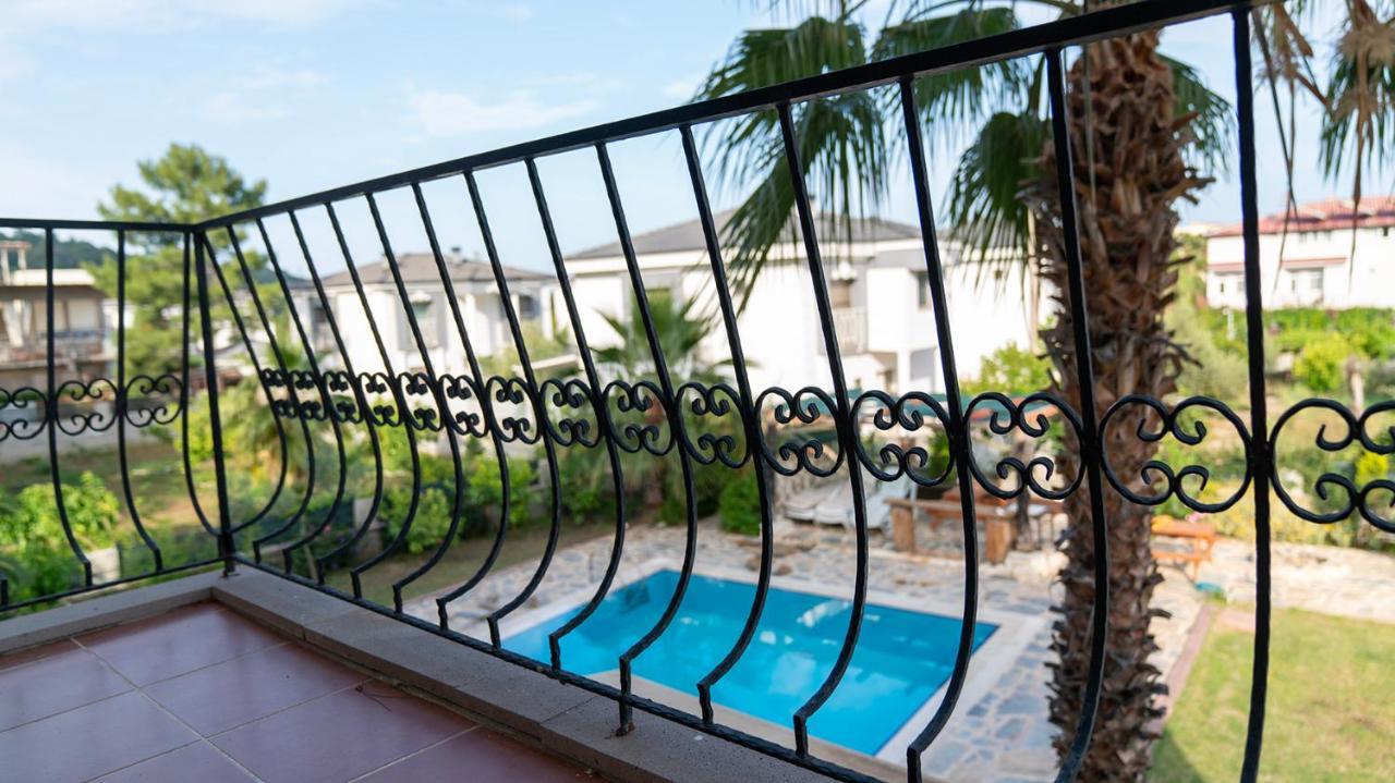 Spacious Villa With Sea And Mountain View Kemer Exteriör bild